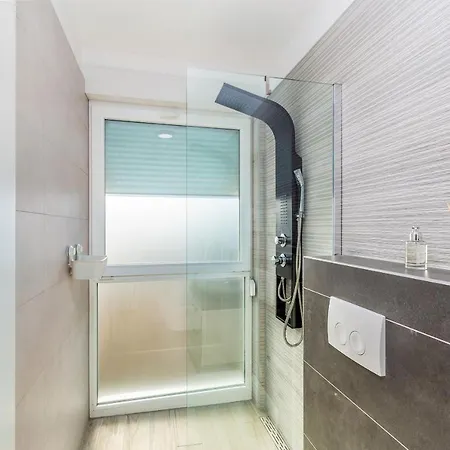 Daire Solis Lacus Penthouse