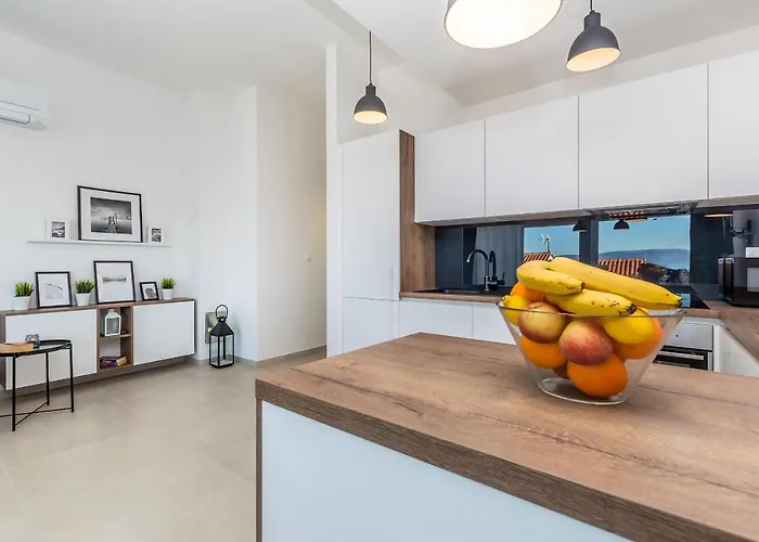 Solis Lacus Penthouse