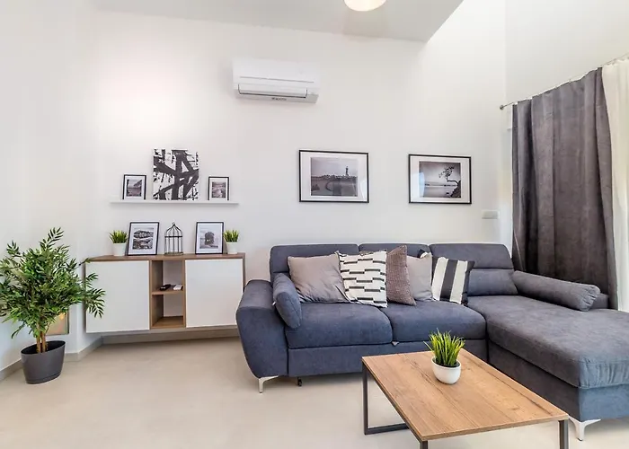 Solis Lacus Penthouse Διαμέρισμα Njivice