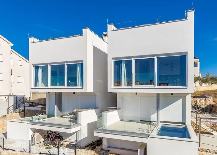 Solis Lacus Penthouse