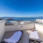 Solis Lacus Penthouse * Njivice