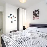 Solis Lacus Penthouse Apartmán