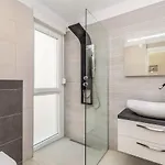 Solis Lacus Penthouse Apartmán