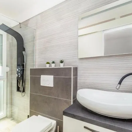 Solis Lacus Penthouse Apartment