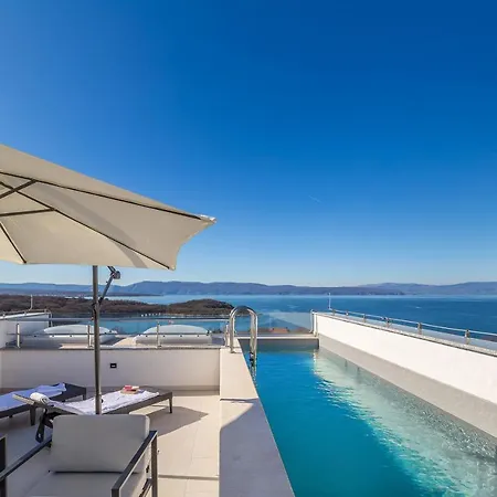 Solis Lacus Penthouse Διαμέρισμα Njivice
