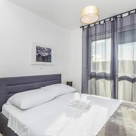 Solis Lacus Penthouse *