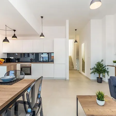 Solis Lacus Penthouse *