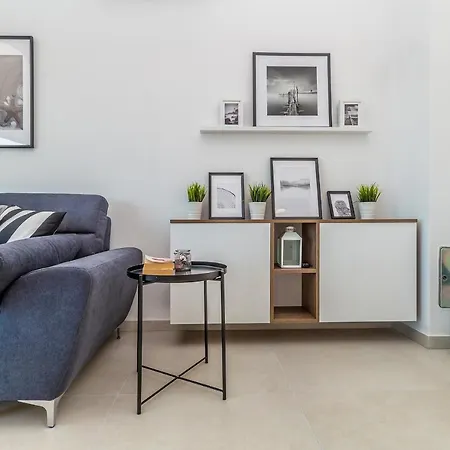 Solis Lacus Penthouse Apartment