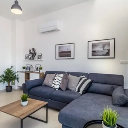 Solis Lacus Penthouse Njivice