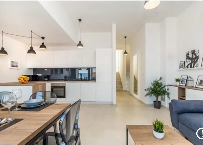 Solis Lacus Penthouse نجيفيش